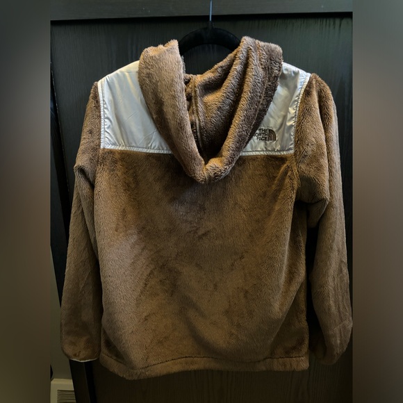 Big Kids North Face Classic zip up fleece - Picture 3 of 3